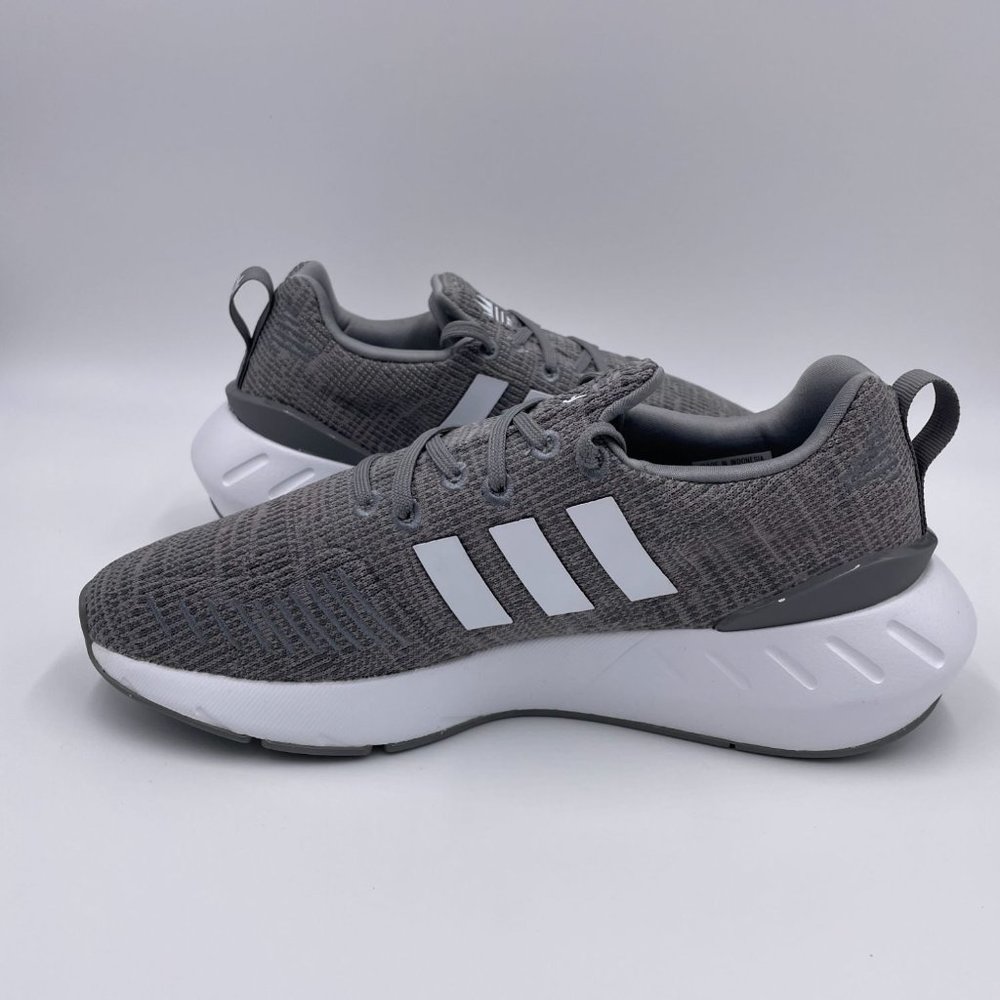 adidas Swift Run 22 Grey / White Womens Shoes - Picture 2 of 8